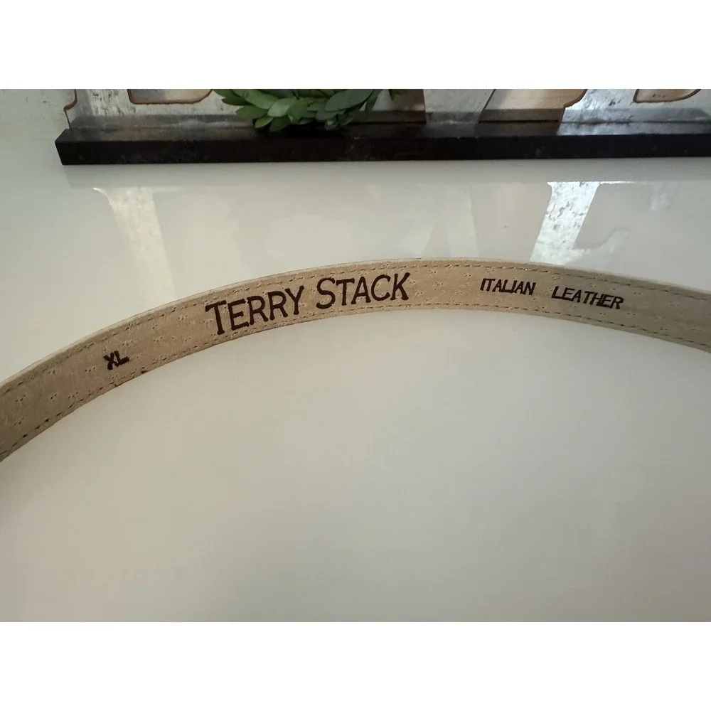 Terry‎ Stack Size XL Minimalist Belt Off White Italian Leather Hook Loop Closure